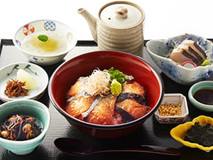 丼・麺類（ランチ限定）