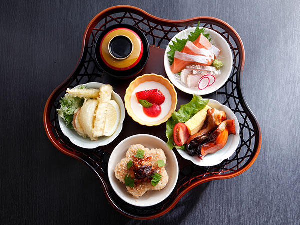 淡路島の生サワラ丼